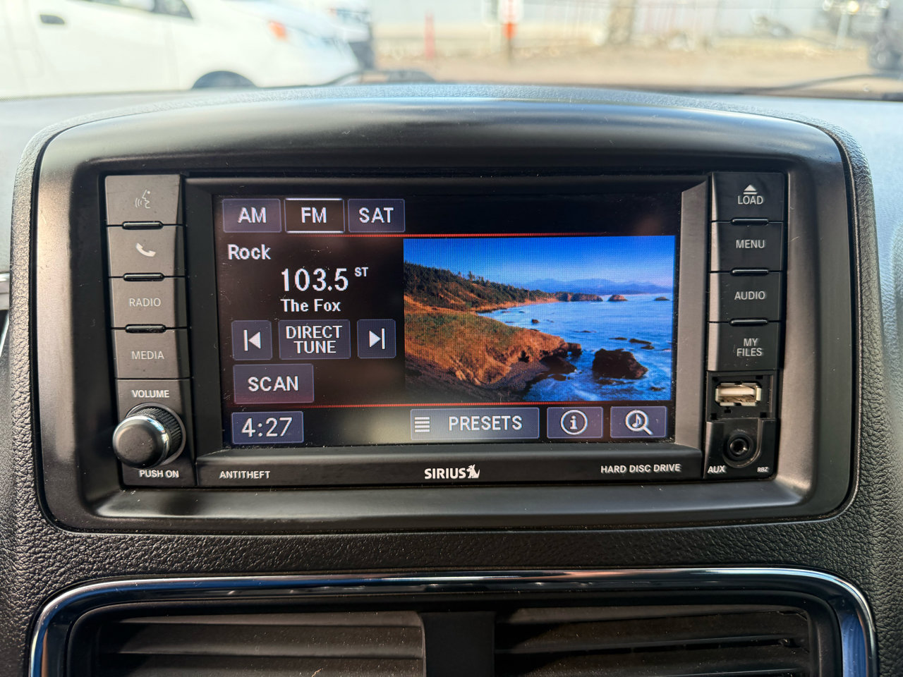 Used 2019 Dodge Grand Caravan SE image 20