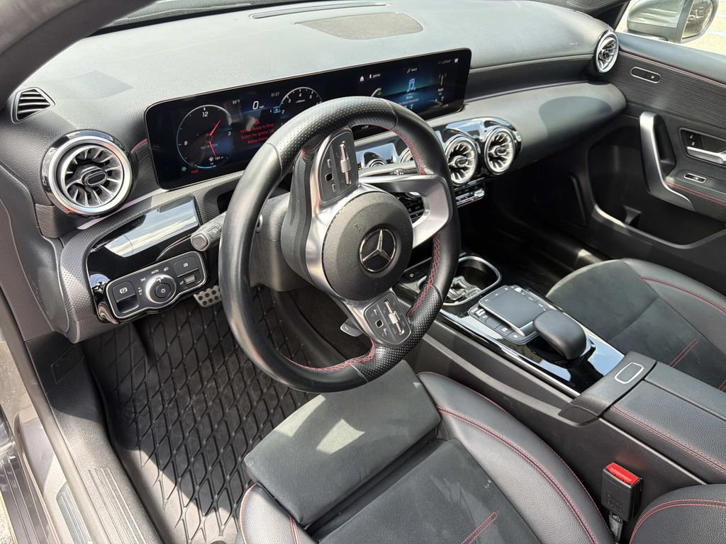 Used 2022 Mercedes-Benz A 220 image 18