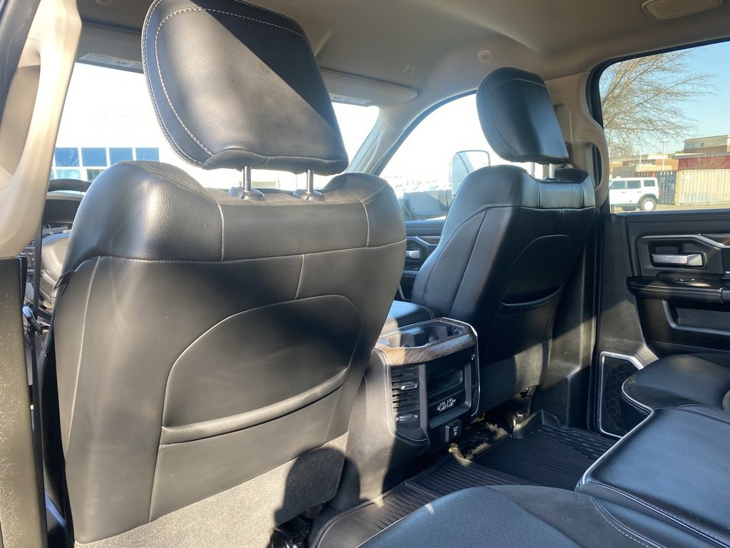Used 2019 RAM 3500 Laramie image 31