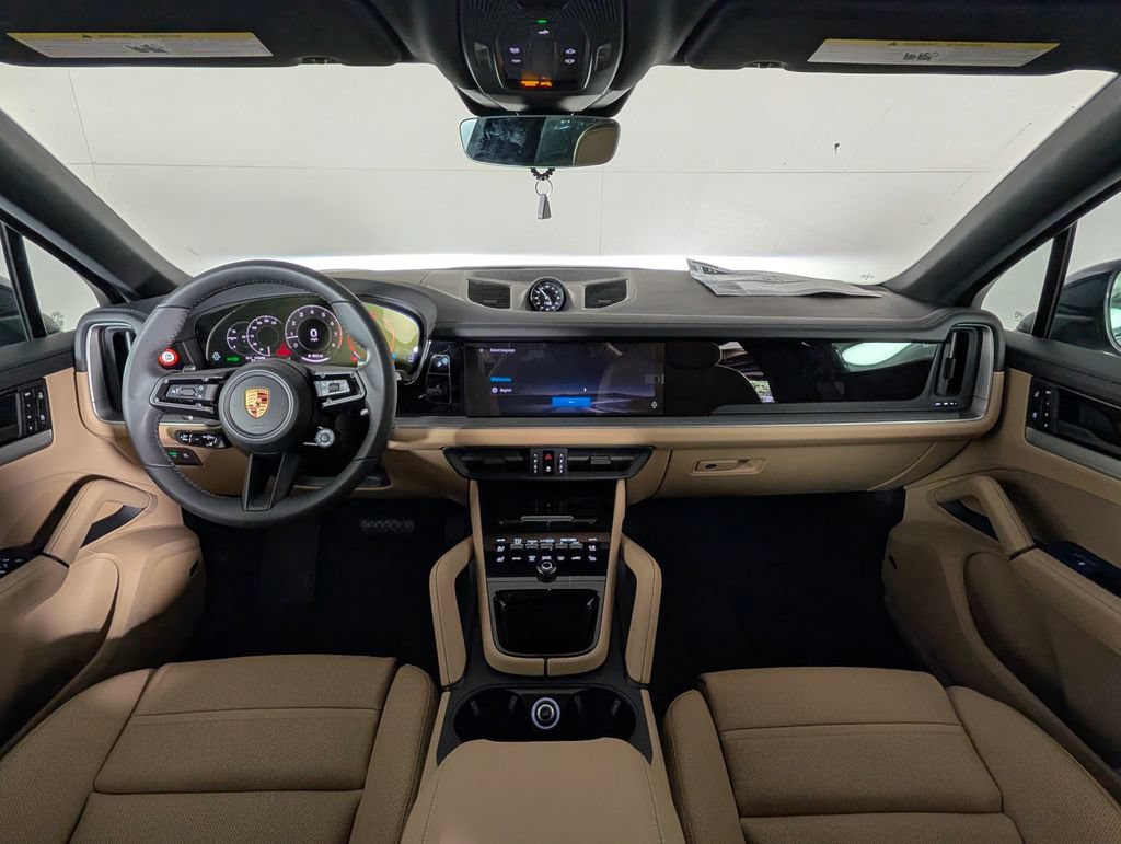 New 2026 Porsche Cayenne Coupe AWD/4WD image 20