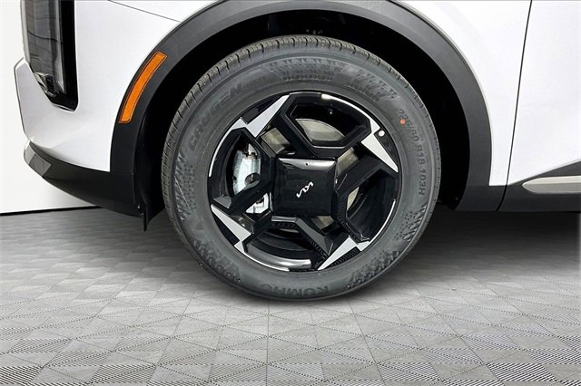 New 2026 Kia Sportage EX image 13