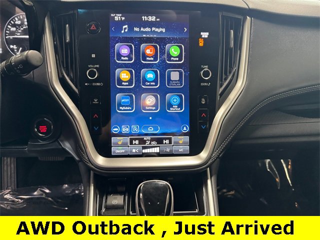 Used 2022 Subaru Outback Premium image 9