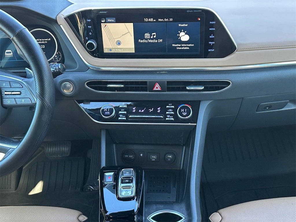 Used 2022 Hyundai Sonata Limited w/ Winter Weather Package image 11