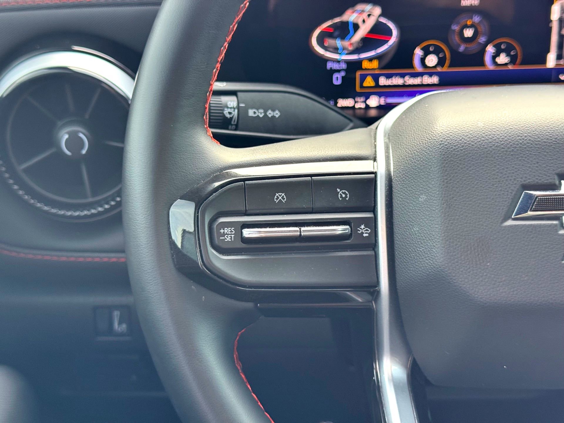 Used 2024 Chevrolet Colorado Z71 w/ Z71 Convenience Package 2 image 21