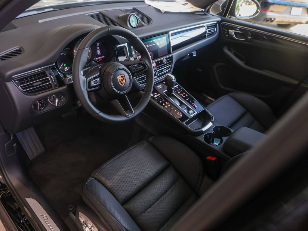 New 2026 Porsche Macan S AWD/4WD image 4