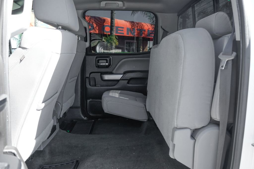 Used 2018 Chevrolet Silverado 2500 LT w/ Custom Sport Edition image 38