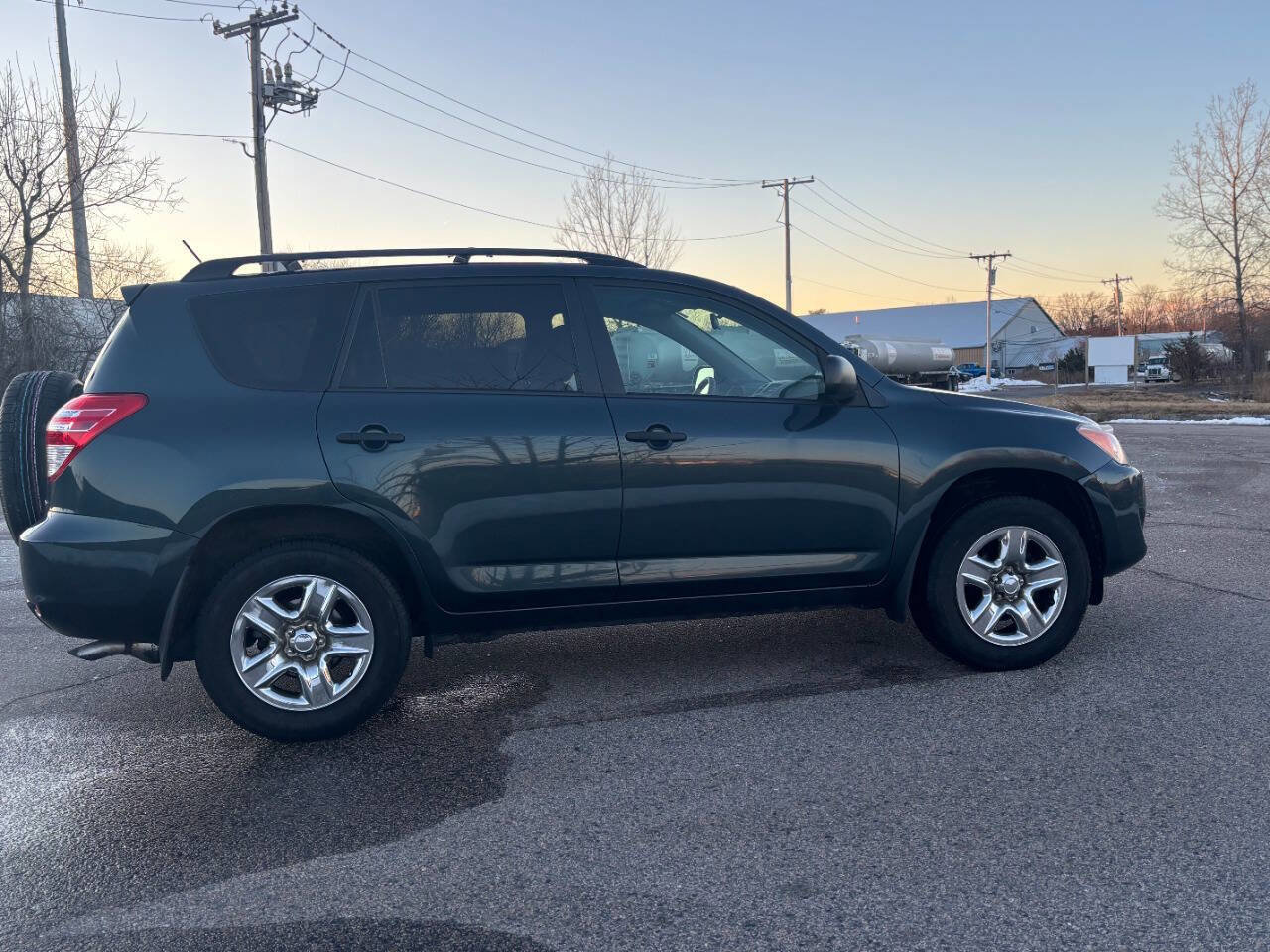 Used 2010 Toyota RAV4 4WD w/ Base L4 Extra Value Pkg image 6