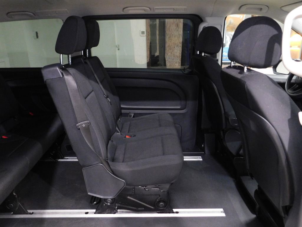 Used 2019 Mercedes-Benz Metris Passenger image 66