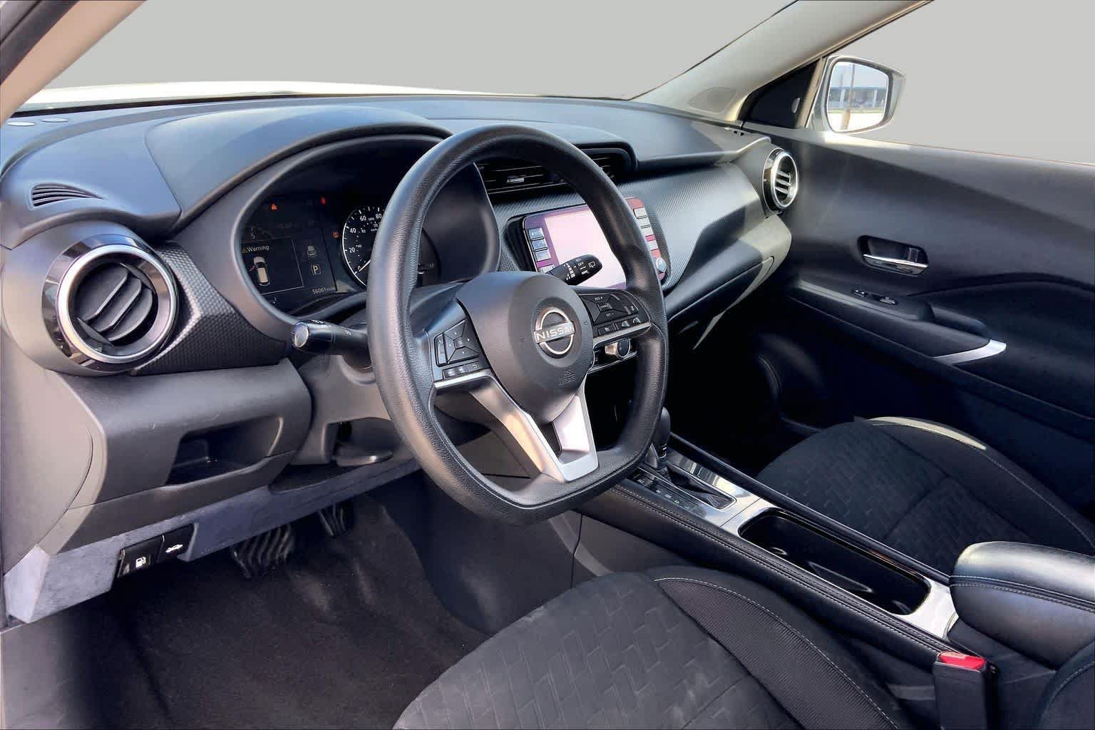 Used 2023 Nissan Kicks SV FWD image 17