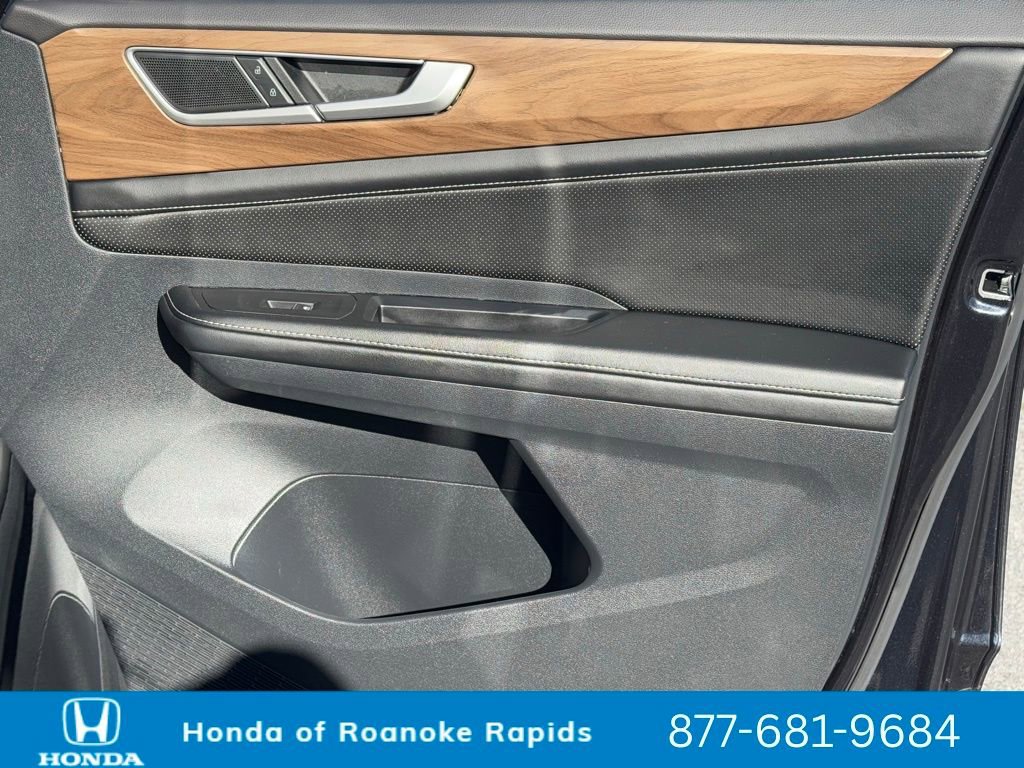 Used 2024 Volkswagen Atlas SE image 26