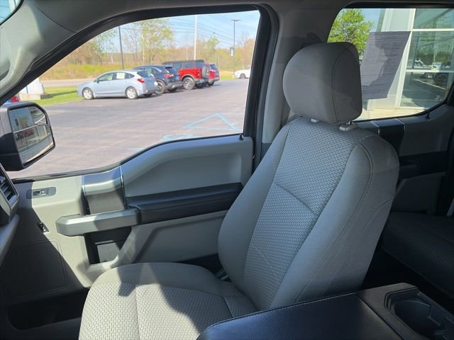 Used 2018 Ford F150 XLT w/ Equipment Group 302A Luxury AWD/4WD image 33