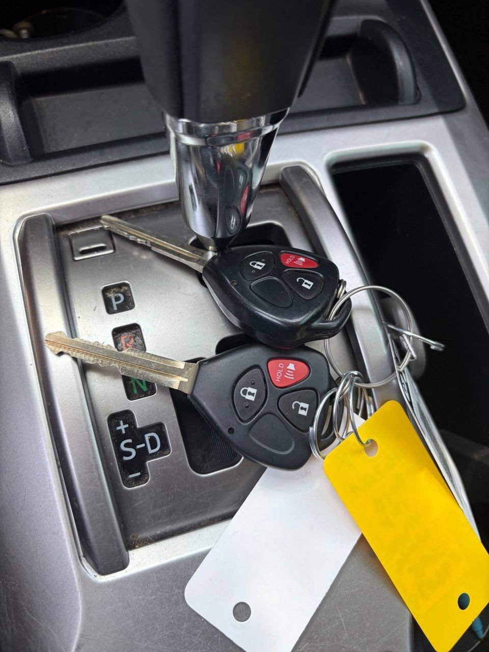 Used 2018 Toyota 4Runner SR5 AWD/4WD image 13