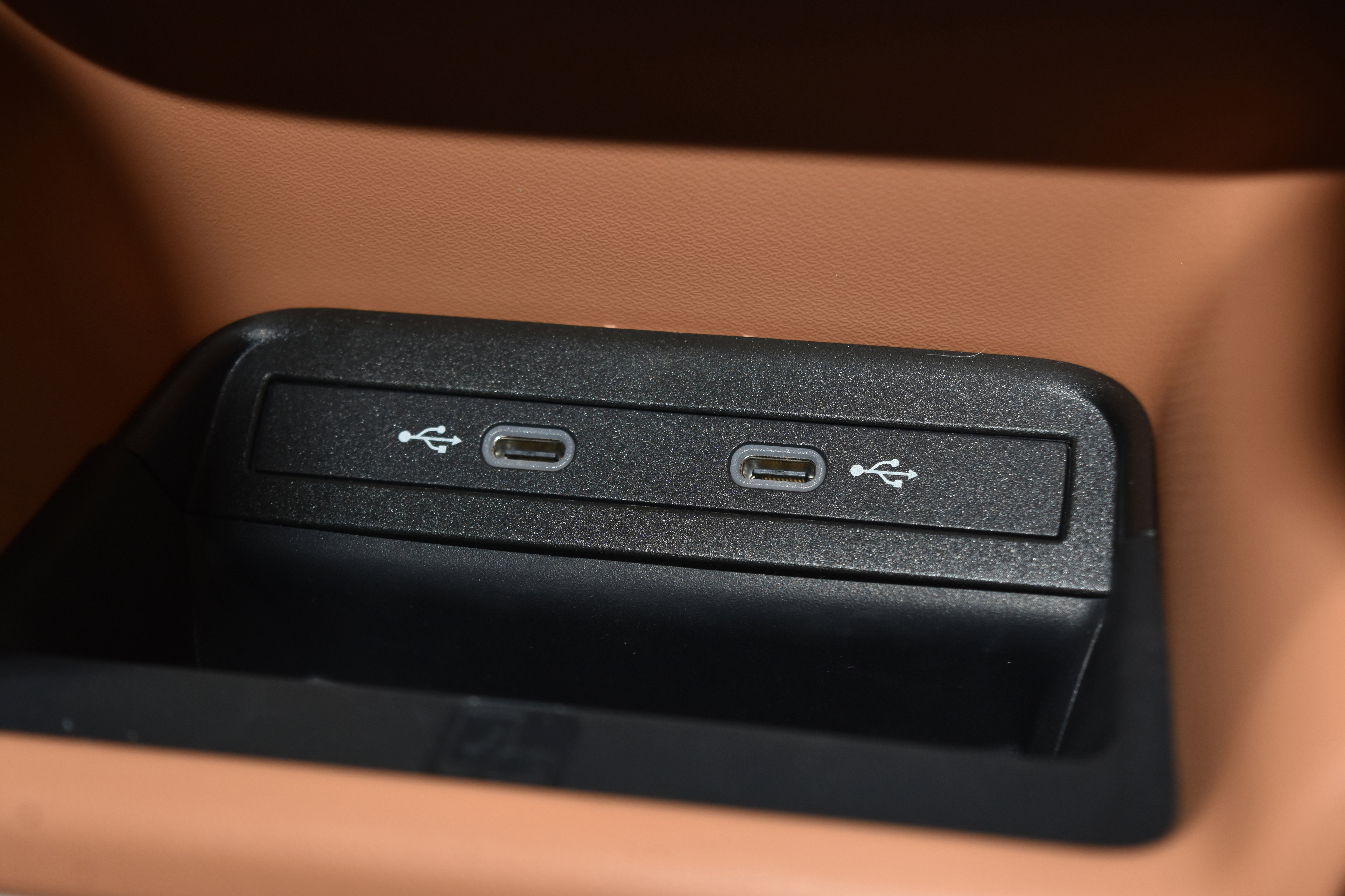 New 2025 Volkswagen ID. Buzz 1st Edition image 16