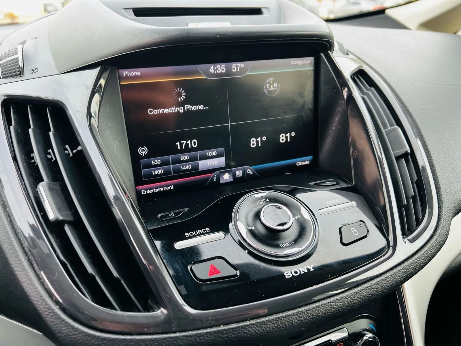 Used 2013 Ford C-MAX SEL image 40