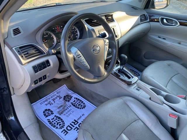 Used 2013 Nissan Sentra SL w/ Premium Pkg FWD image 6