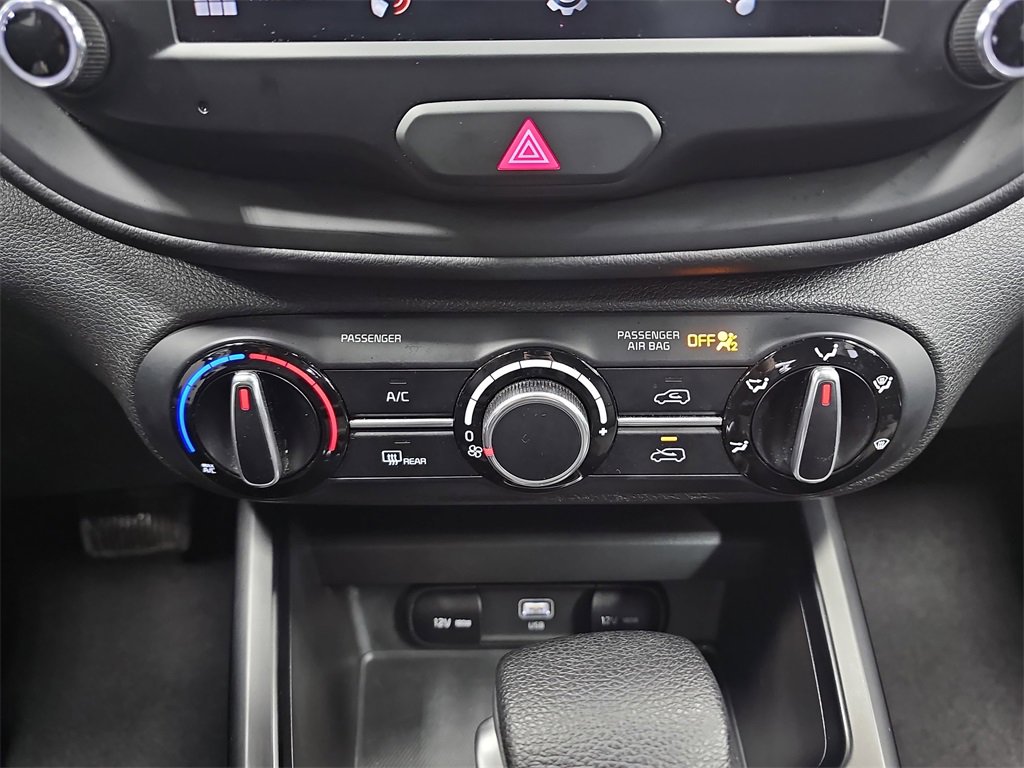 Used 2024 Kia Soul LX w/ Option Group 015 image 21