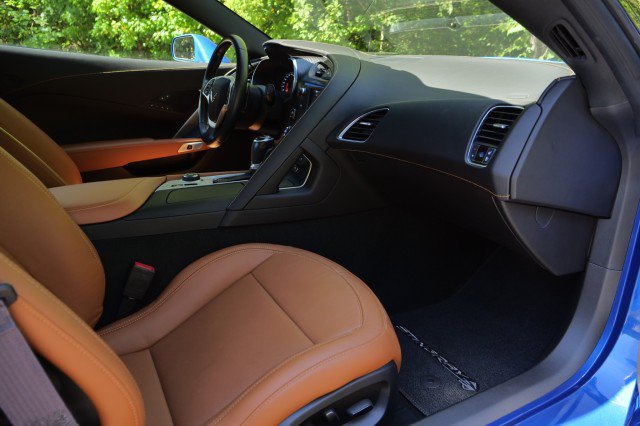 Used 2015 Chevrolet Corvette Stingray Coupe w/ 2LT Preferred Equipment Group RWD image 23