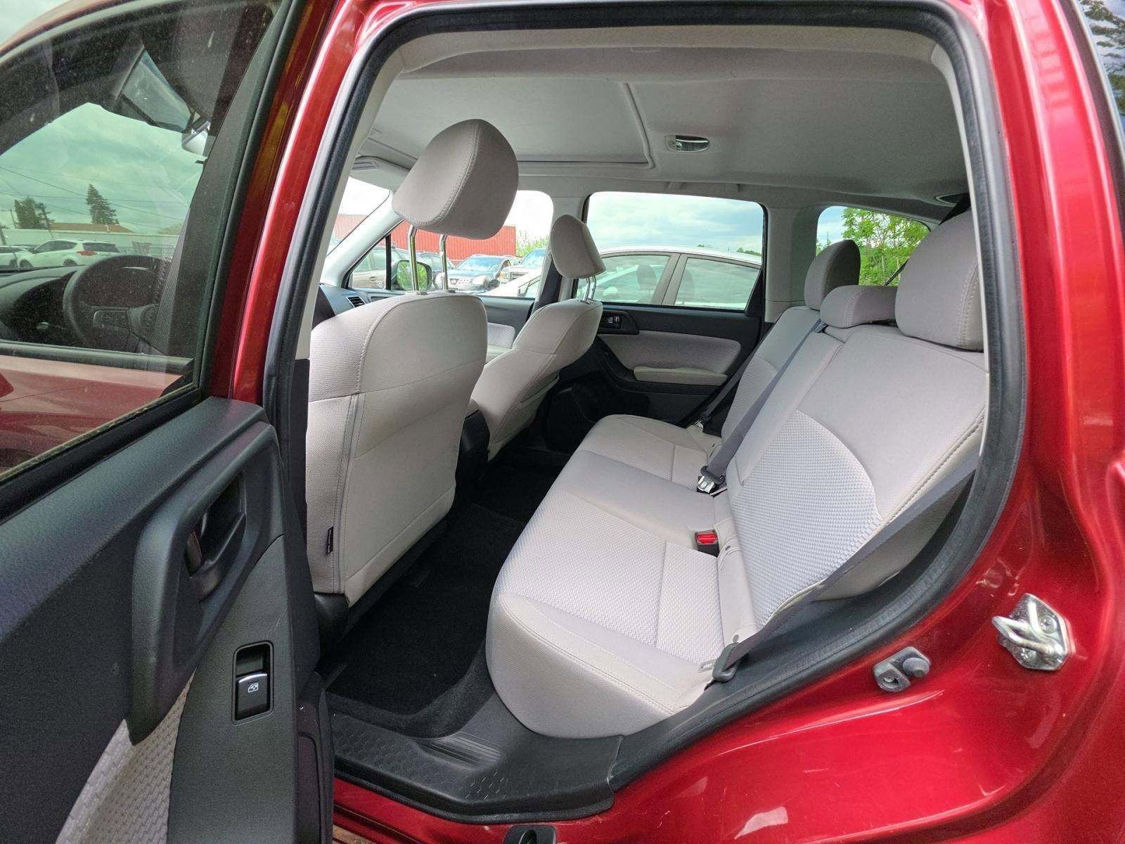 Used 2017 Subaru Forester 2.5i Premium w/ All-Weather Package AWD/4WD image 11