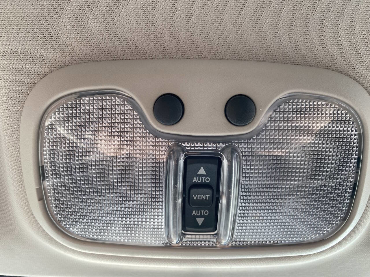 Used 2017 Jeep Compass 75th Anniversary w/ Power Value Group image 33