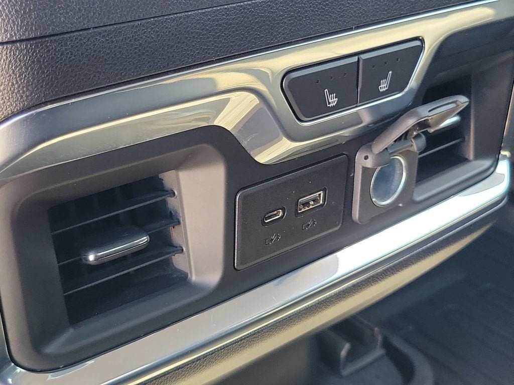 Used 2020 GMC Sierra 3500 Denali w/ Denali Ultimate Package AWD/4WD image 13