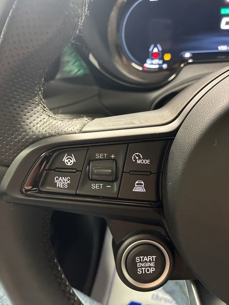 Used 2024 Alfa Romeo Tonale Ti w/ Active Assist Package image 15