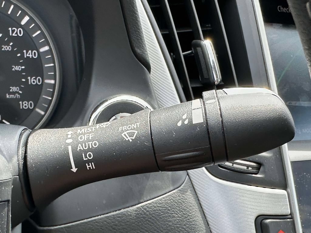 Used 2023 INFINITI Q50 Luxe AWD/4WD image 41