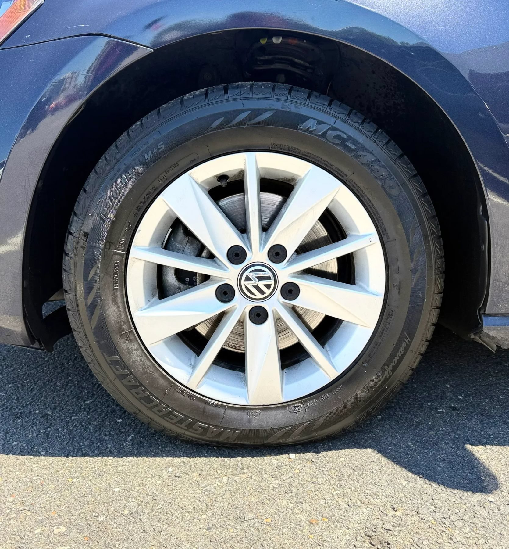 Used 2015 Volkswagen Golf S FWD image 40