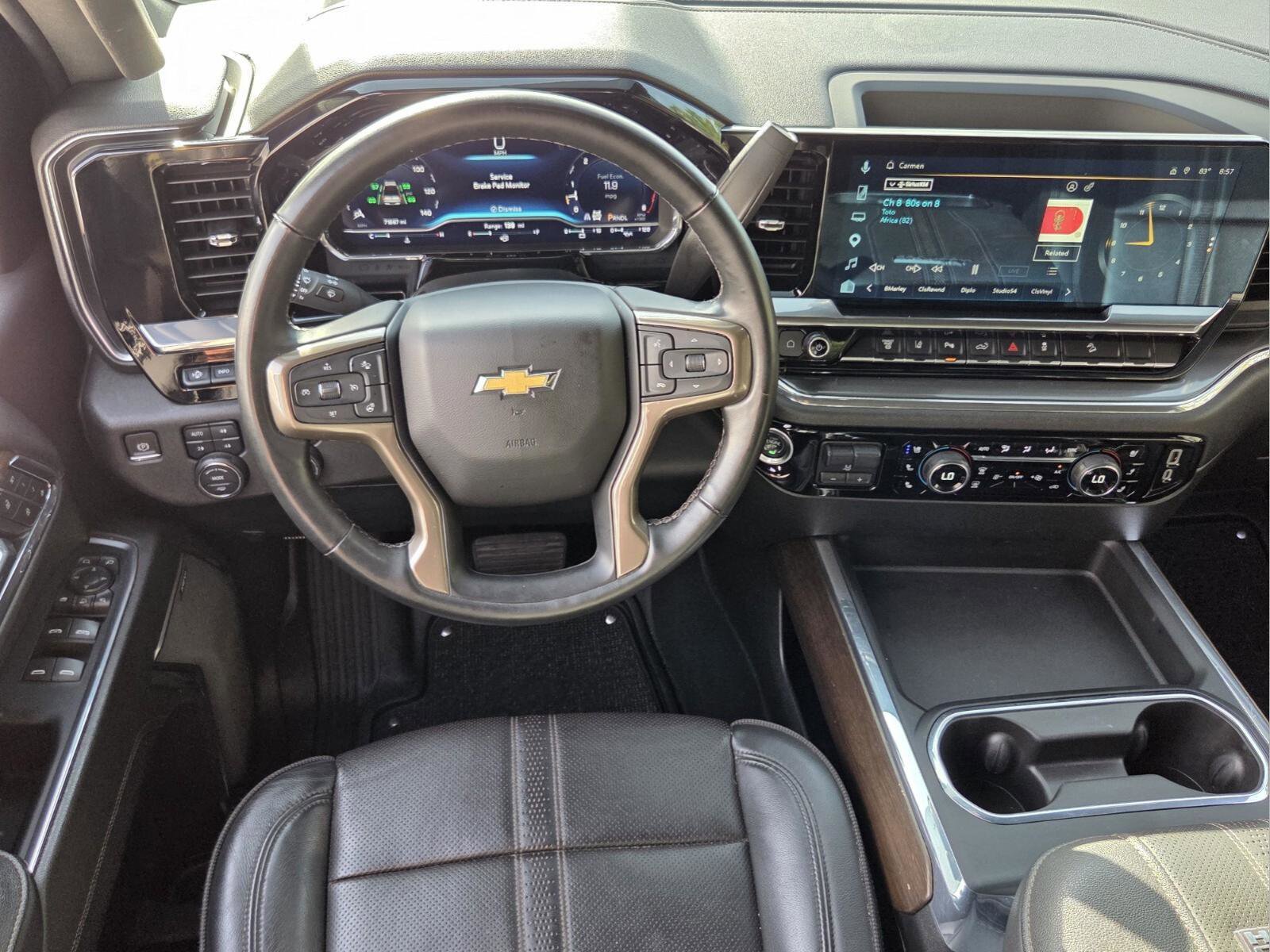 Used 2024 Chevrolet Silverado 2500 High Country w/ High Country Premium Package AWD/4WD image 11