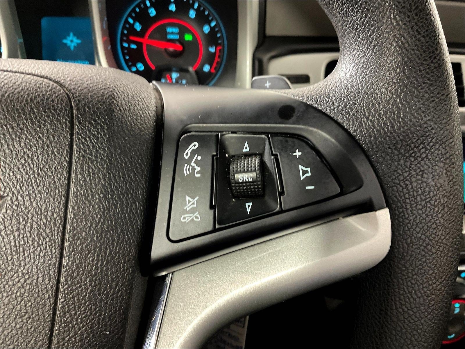 Used 2015 Chevrolet Camaro LS RWD image 11