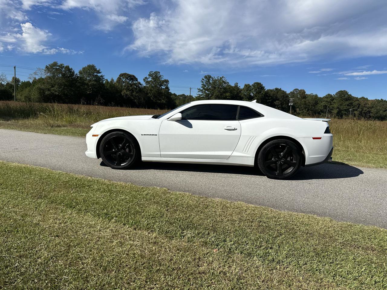 Used 2014 Chevrolet Camaro SS w/ RS Package RWD image 10