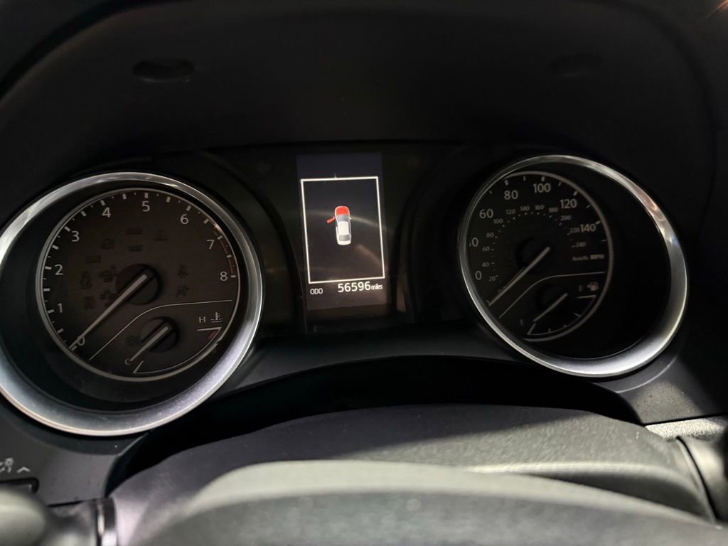 Used 2018 Toyota Camry L image 6