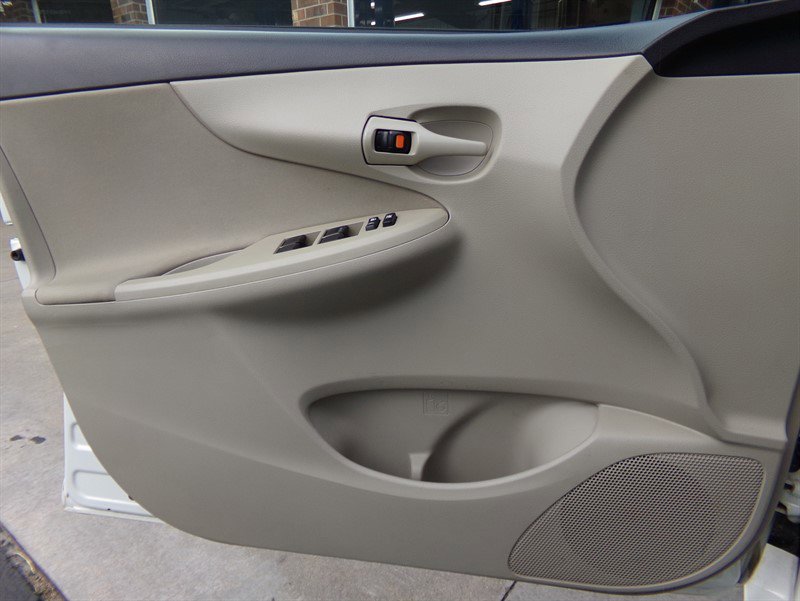 Used 2012 Toyota Corolla L image 33