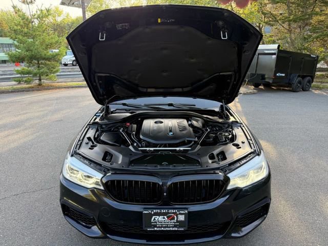 Used 2018 BMW 540i xDrive image 31