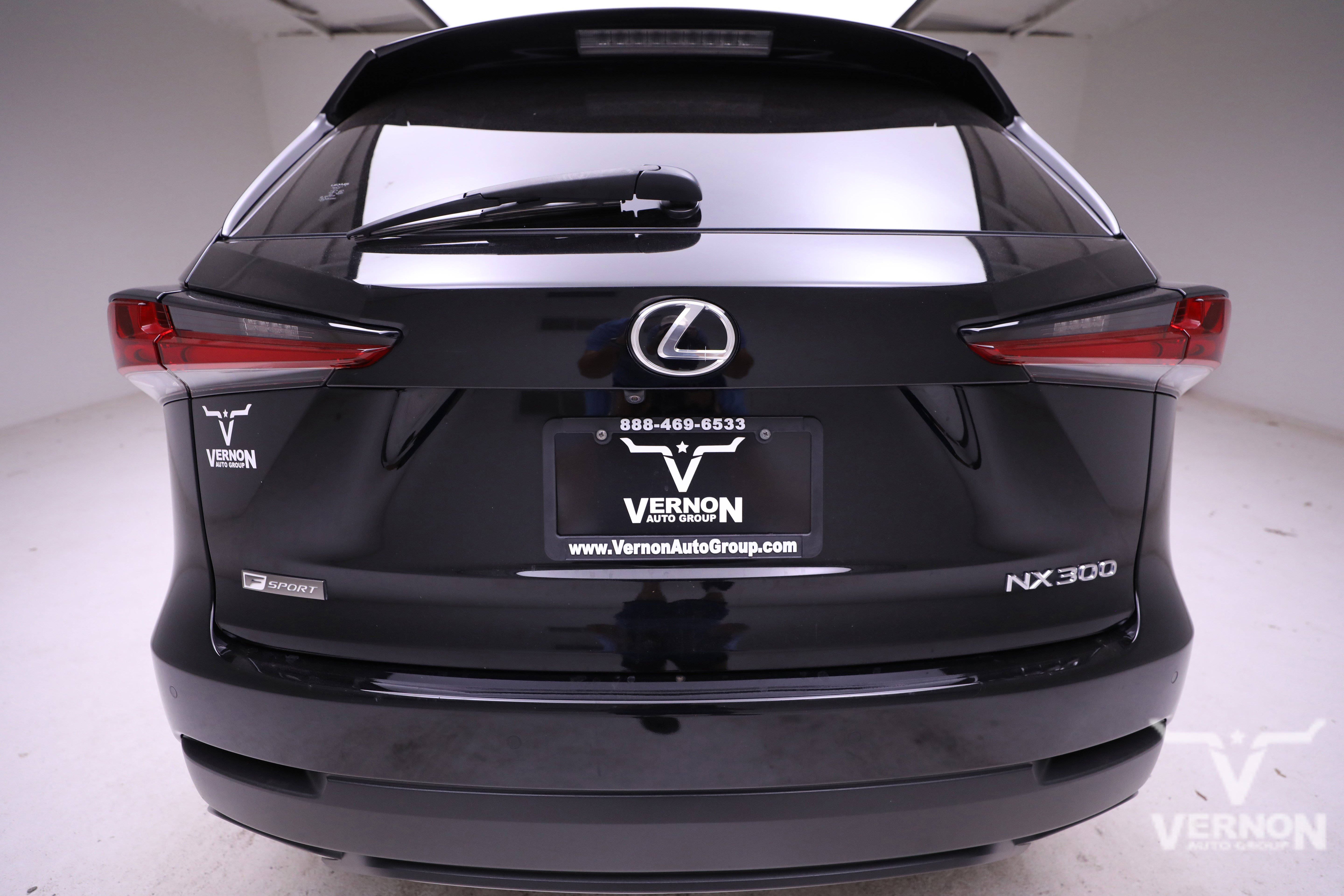 Used 2020 Lexus NX 300 F Sport w/ F Sport Premium Package image 4
