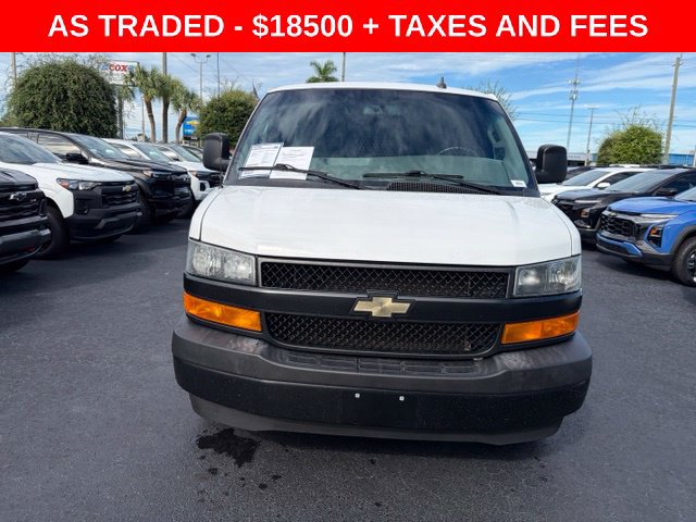 Used 2023 Chevrolet Express 2500 w/ Driver Convenience Package RWD image 2