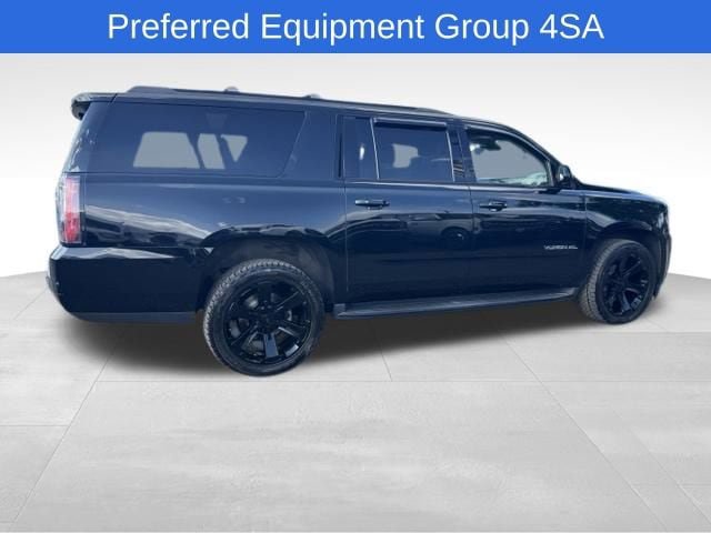 Used 2019 GMC Yukon XL SLT w/ Graphite Performance Edition AWD/4WD image 3