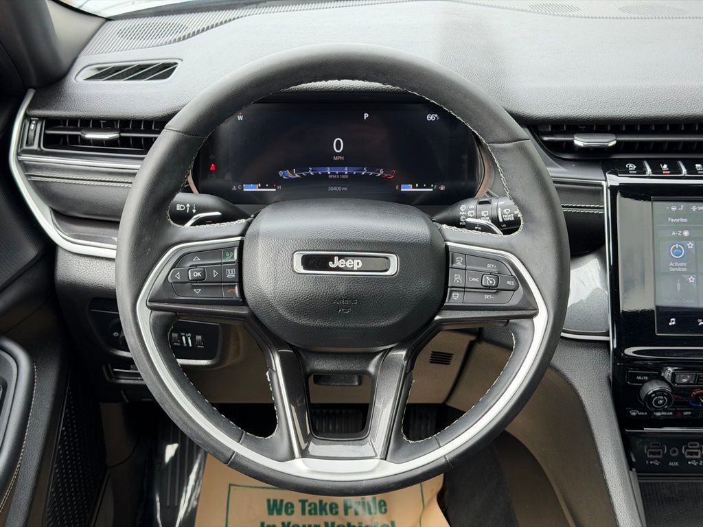 Used 2023 Jeep Grand Cherokee Altitude image 17