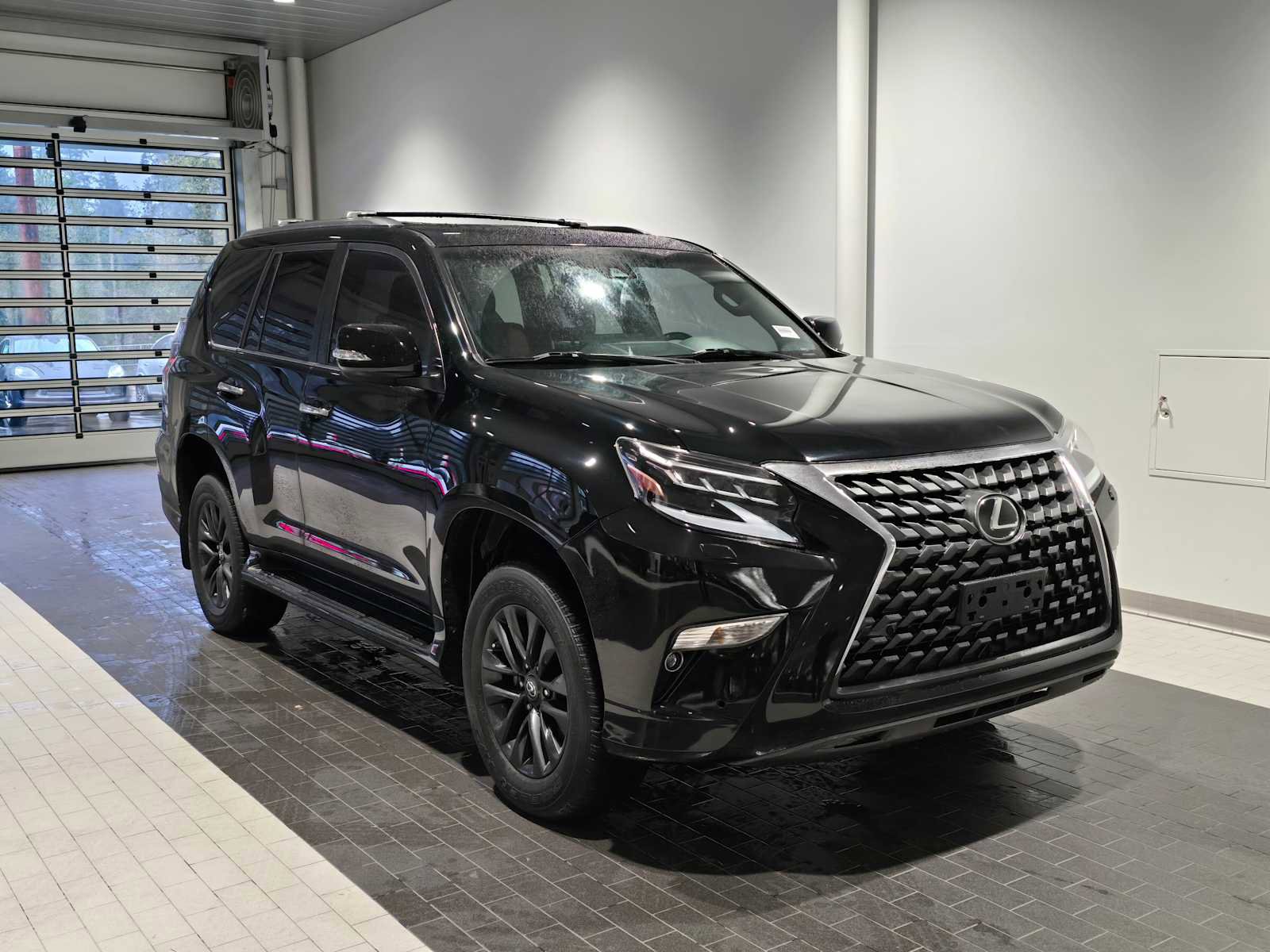 Used 2023 Lexus GX 460 Premium image 9