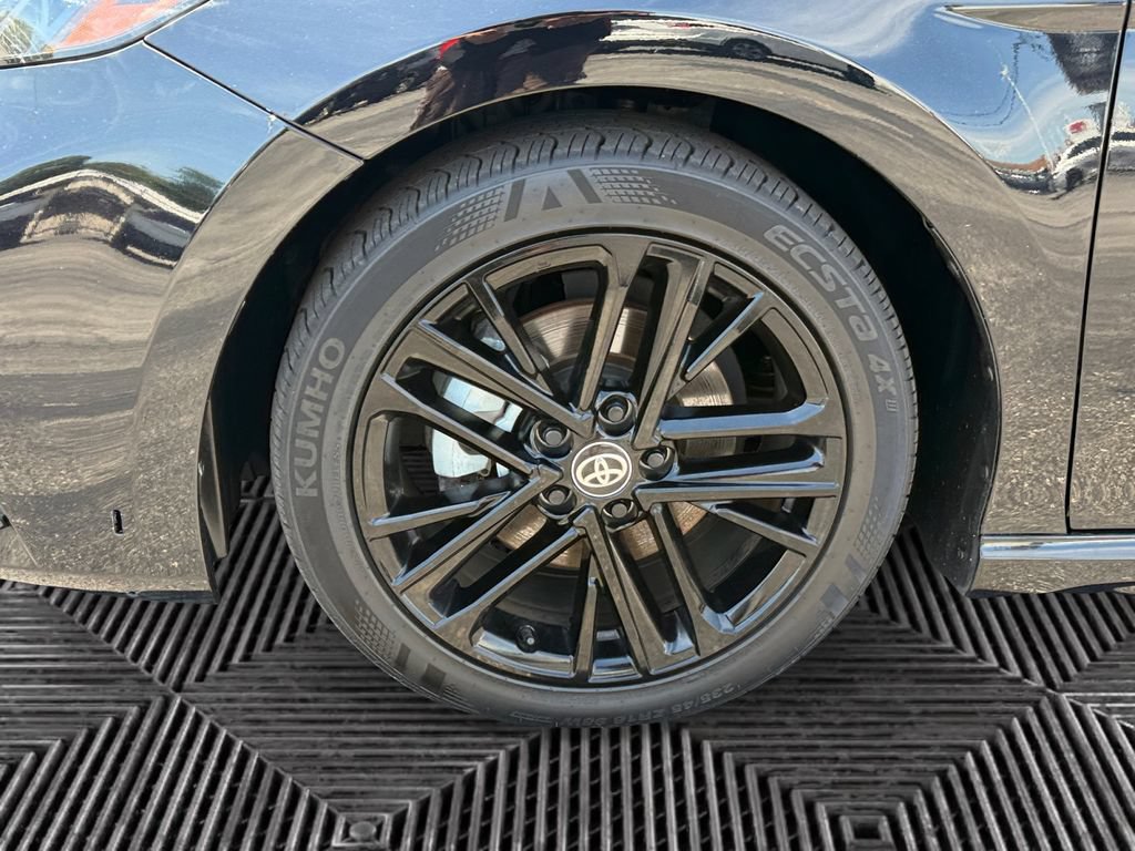 Certified 2025 Toyota Camry SE FWD image 14