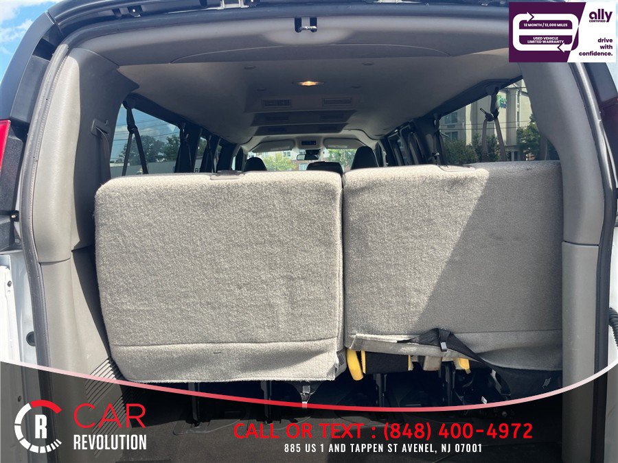 Used 2024 Chevrolet Express 3500 LT w/ LT Preferred Equipment Group RWD image 8