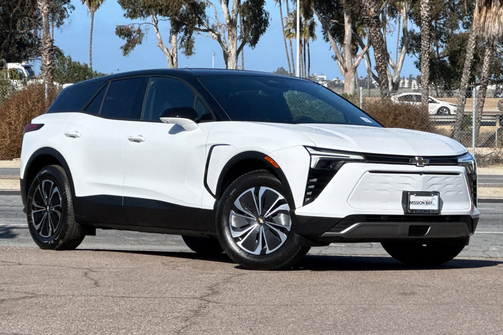 New 2025 Chevrolet Blazer EV LT image 2
