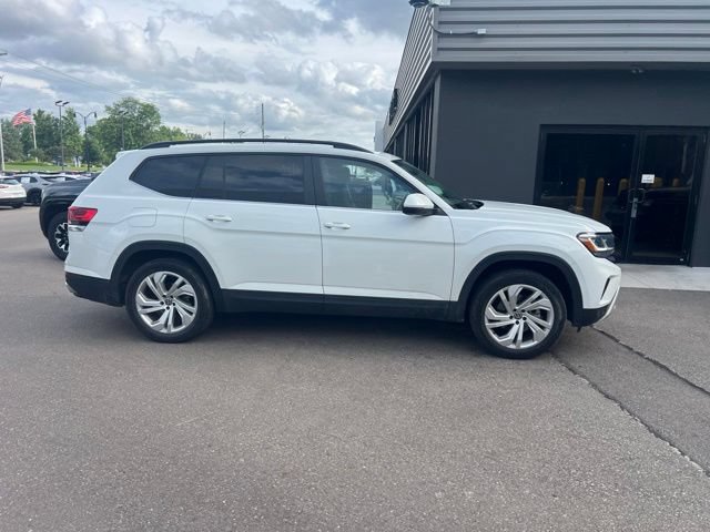 Used 2023 Volkswagen Atlas SE w/ Panoramic Sunroof Package AWD/4WD image 2