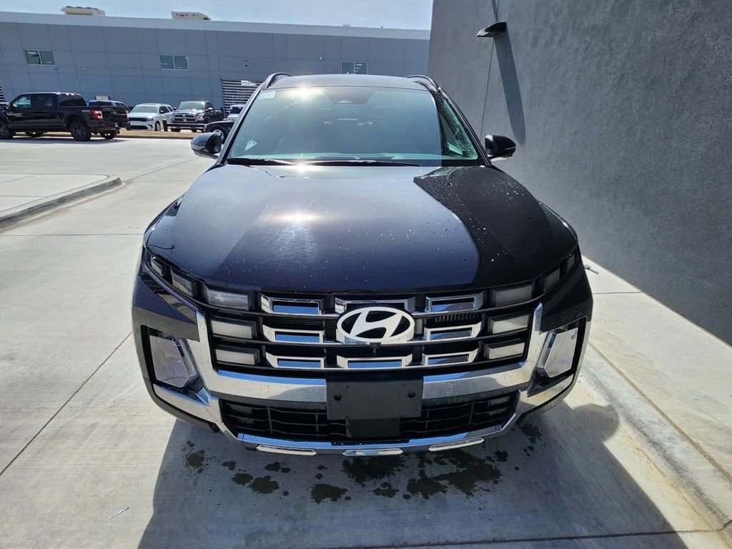 Certified 2025 Hyundai Santa Cruz Limited AWD/4WD image 3