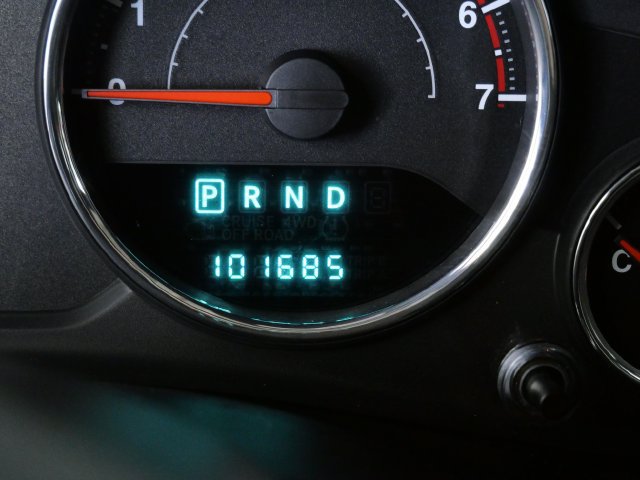 Used 2011 Jeep Wrangler Unlimited Sahara AWD/4WD image 23