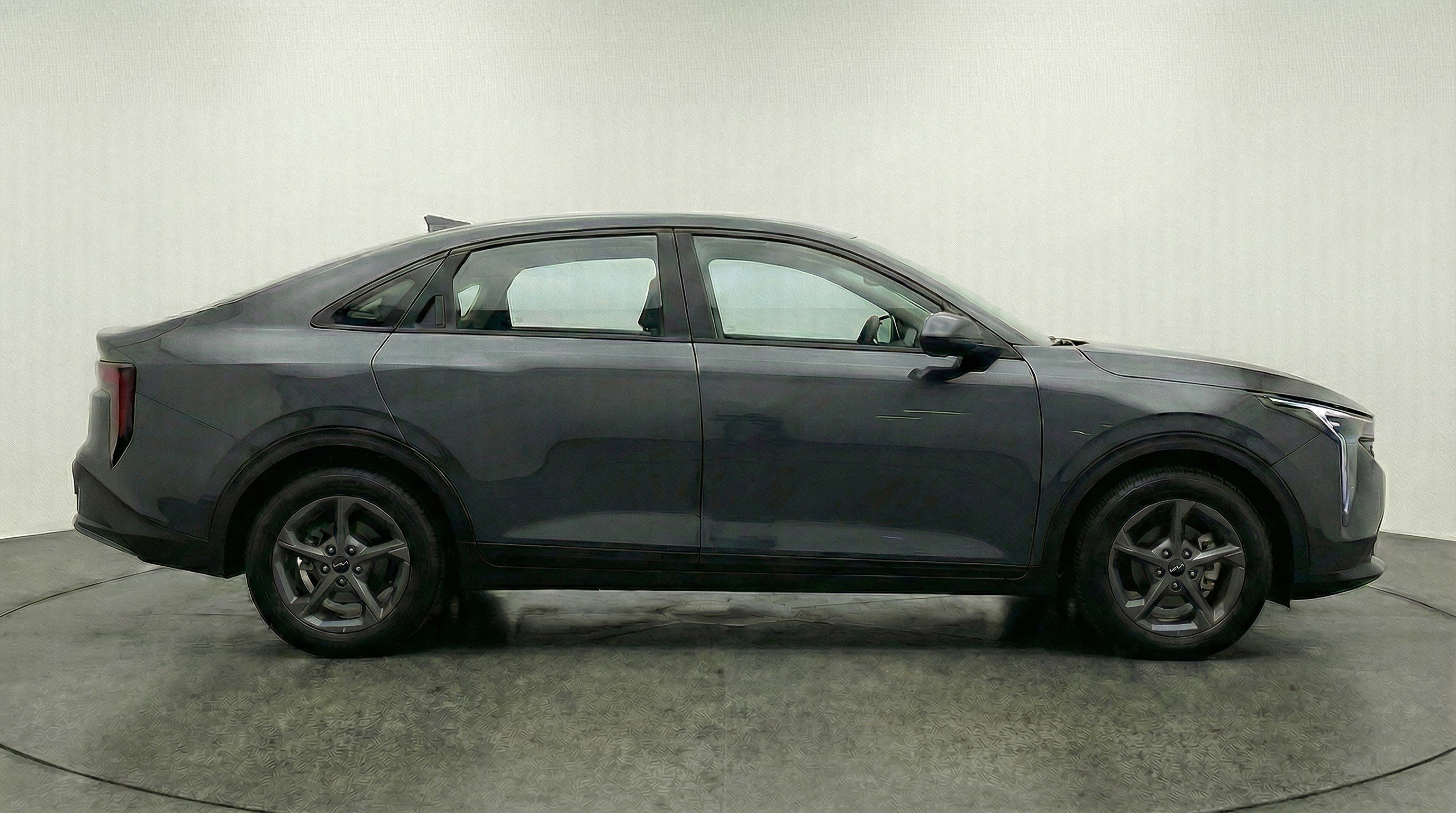 Used 2025 Kia K4 LXS image 11