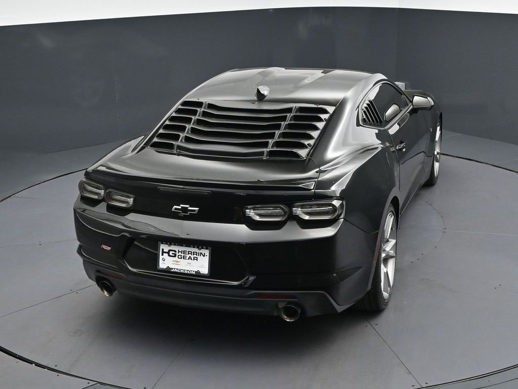 Used 2021 Chevrolet Camaro LT w/ RS Package image 32