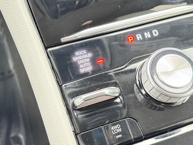 Used 2021 Jeep Grand Cherokee L Overland w/ Luxury Tech Group IV image 20