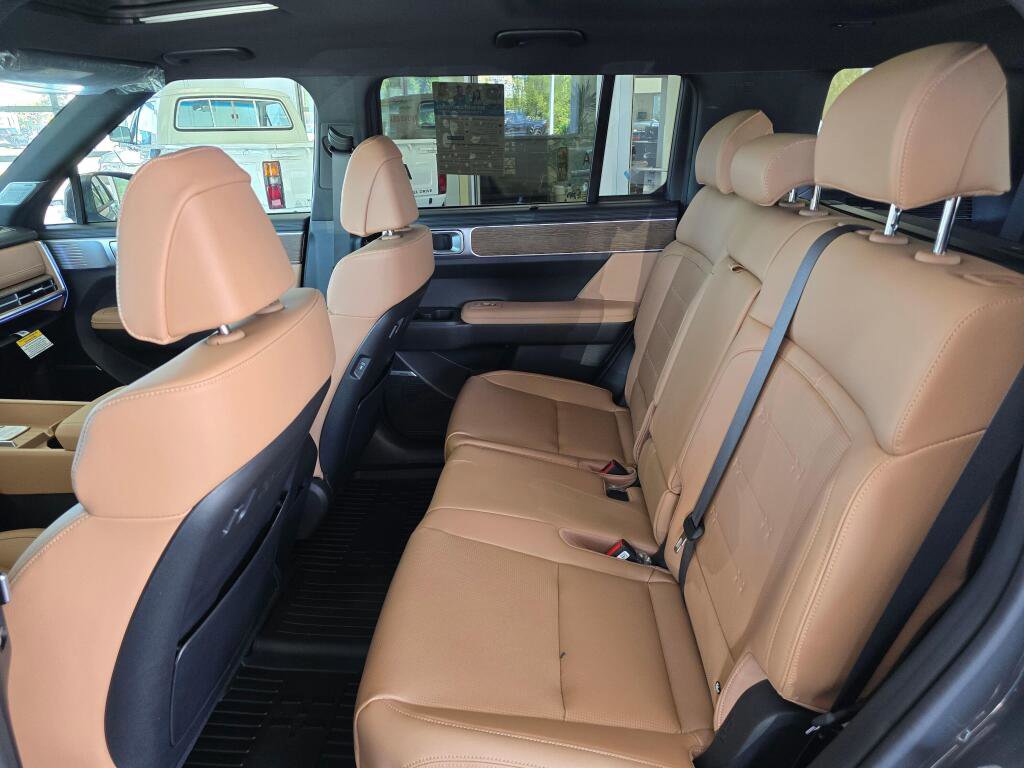 New 2026 Hyundai Santa Fe Limited AWD/4WD image 37
