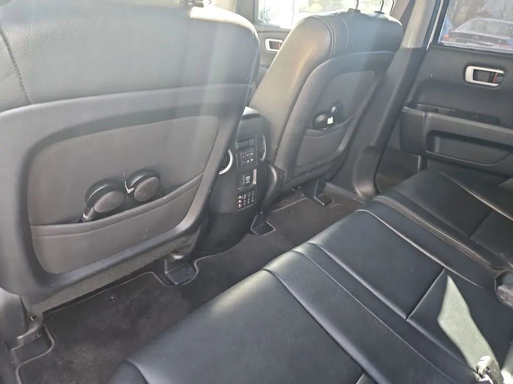 Used 2013 Honda Pilot Touring image 27