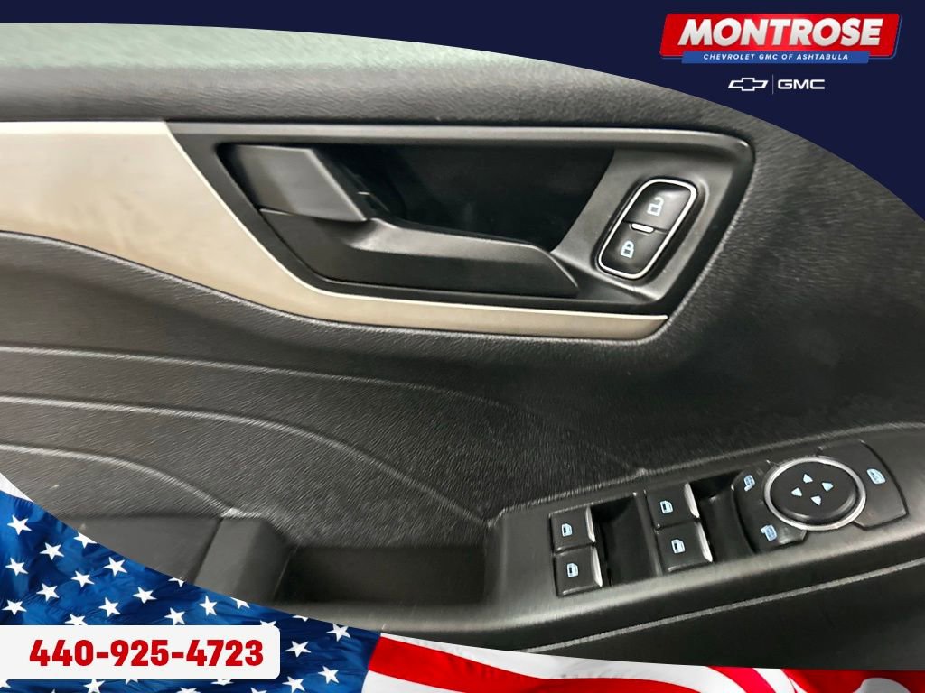 Used 2022 Ford Escape SE w/ Cold Weather Package AWD/4WD image 10